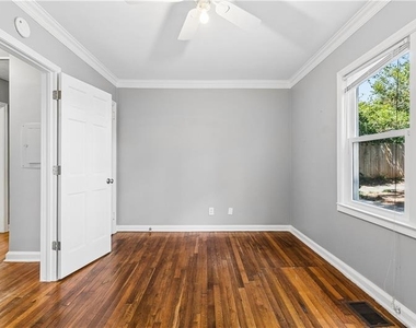 2270 1st Avenue Ne - Photo Thumbnail 21