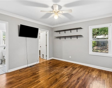 2270 1st Avenue Ne - Photo Thumbnail 13
