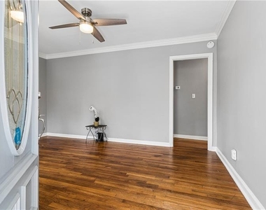 2270 1st Avenue Ne - Photo Thumbnail 2