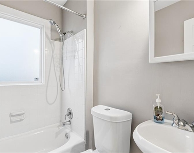2270 1st Avenue Ne - Photo Thumbnail 18