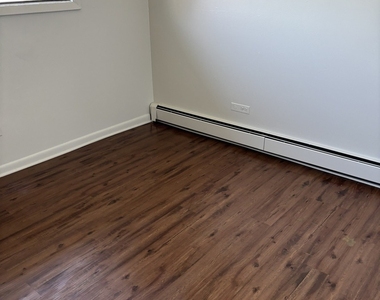 200 Madison Street - Photo Thumbnail 4