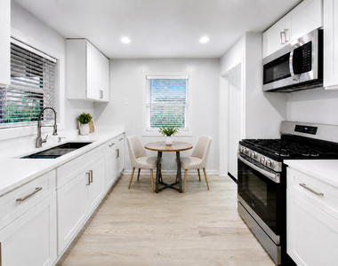 5142 Jarlath Avenue - Photo Thumbnail 7