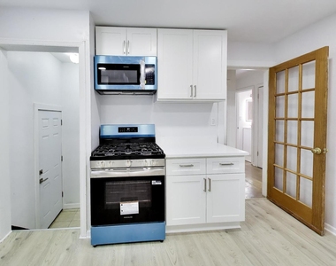 5142 Jarlath Avenue - Photo Thumbnail 10