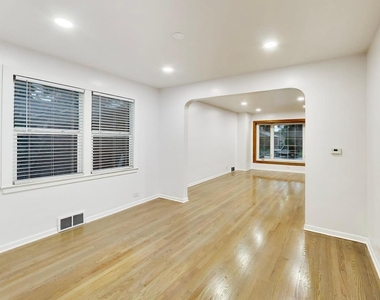 5142 Jarlath Avenue - Photo Thumbnail 3