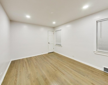 5142 Jarlath Avenue - Photo Thumbnail 12