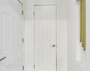 5142 Jarlath Avenue - Photo Thumbnail 1