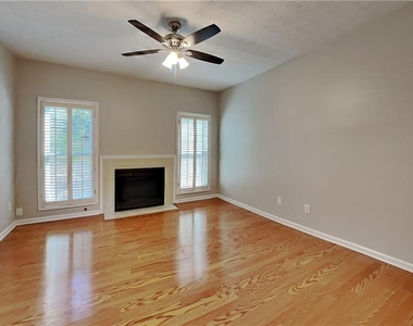 145 Riversong Drive - Photo Thumbnail 9