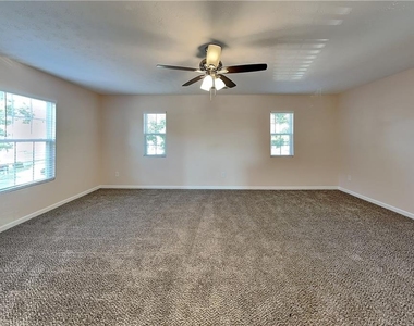 108 Silver Bow Lane - Photo Thumbnail 16