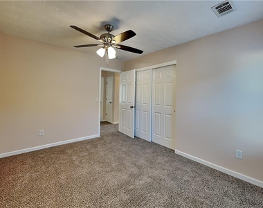 108 Silver Bow Lane - Photo Thumbnail 12