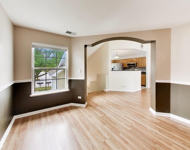939 Charlela Lane - Photo Thumbnail 12