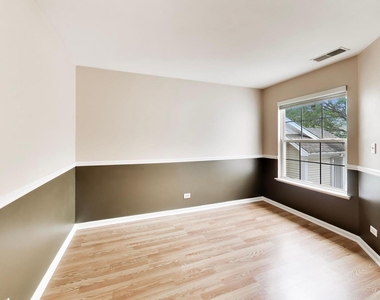 939 Charlela Lane - Photo Thumbnail 11