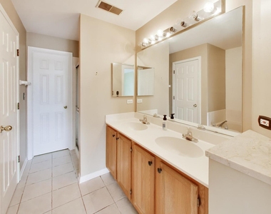 939 Charlela Lane - Photo Thumbnail 16