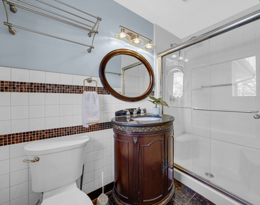 2226 Shannondale Road - Photo Thumbnail 12