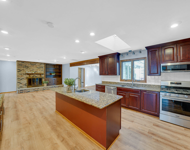2226 Shannondale Road - Photo Thumbnail 3