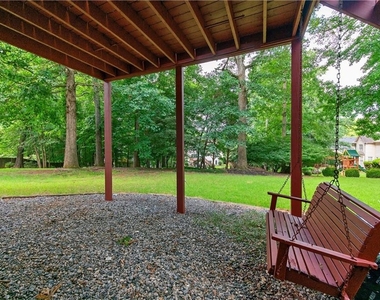 3760 Peachbluff Court - Photo Thumbnail 20