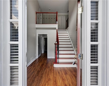 3760 Peachbluff Court - Photo Thumbnail 7