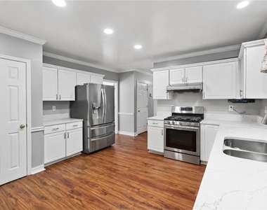 3760 Peachbluff Court - Photo Thumbnail 3