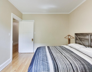 5421 S Dorchester Avenue - Photo Thumbnail 11