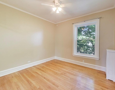 5421 S Dorchester Avenue - Photo Thumbnail 12