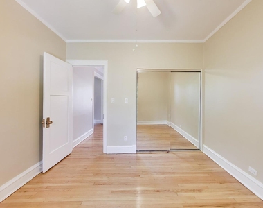5421 S Dorchester Avenue - Photo Thumbnail 13