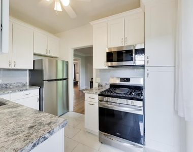 5421 S Dorchester Avenue - Photo Thumbnail 9