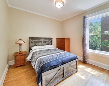 5421 S Dorchester Avenue - Photo Thumbnail 10