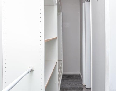 5031 Bell Drive Se - Photo Thumbnail 14