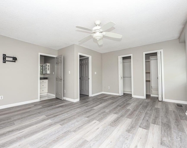 5031 Bell Drive Se - Photo Thumbnail 13