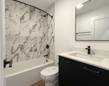 3710 N Kenmore Avenue - Photo Thumbnail 9