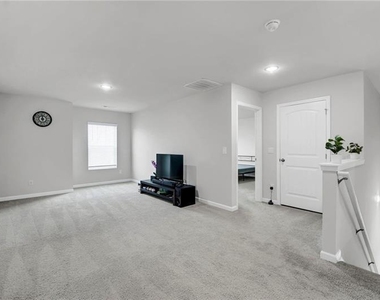 4770 Burningbush Way - Photo Thumbnail 15