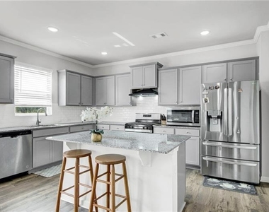 4770 Burningbush Way - Photo Thumbnail 6