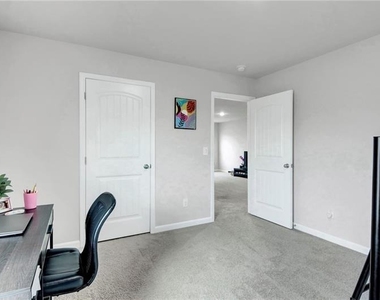 4770 Burningbush Way - Photo Thumbnail 24