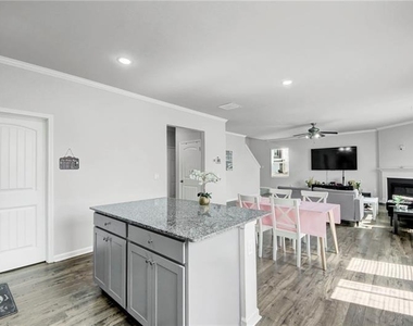 4770 Burningbush Way - Photo Thumbnail 7