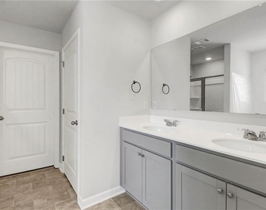 4770 Burningbush Way - Photo Thumbnail 20