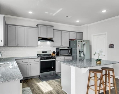 4770 Burningbush Way - Photo Thumbnail 8