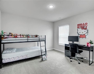 4770 Burningbush Way - Photo Thumbnail 23