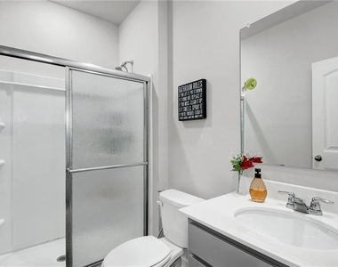 4770 Burningbush Way - Photo Thumbnail 14