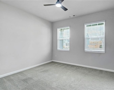 4770 Burningbush Way - Photo Thumbnail 12