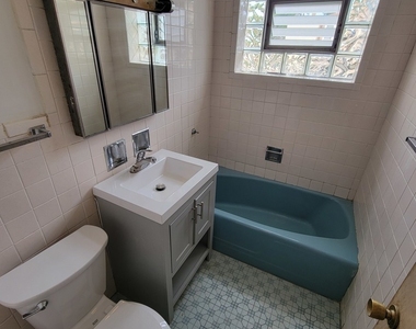 6440 N Richmond Street - Photo Thumbnail 12