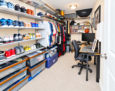 1021 E 46th Street - Photo Thumbnail 10
