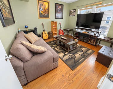 1021 E 46th Street - Photo Thumbnail 13