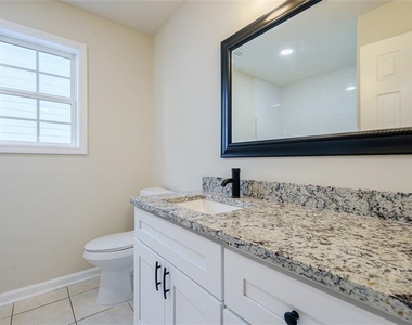 1040 Hubbard Street Sw - Photo Thumbnail 34