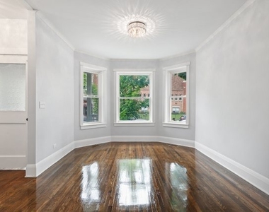 2641 W Altgeld Street - Photo Thumbnail 3