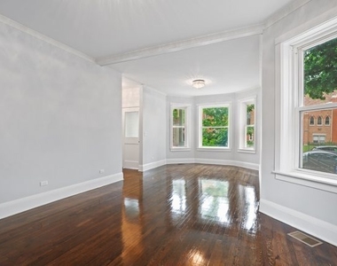 2641 W Altgeld Street - Photo Thumbnail 5