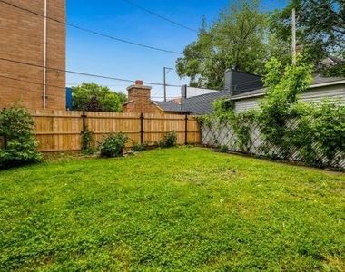 2641 W Altgeld Street - Photo Thumbnail 16