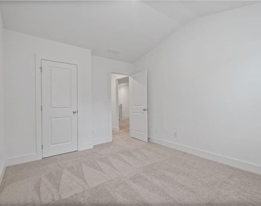 2515 Riverside Road - Photo Thumbnail 23