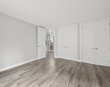 535 N Michigan Avenue - Photo Thumbnail 9