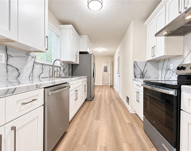 1659 Almand Creek Drive Sw - Photo Thumbnail 21