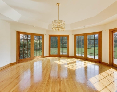1400 Kurtis Lane - Photo Thumbnail 15