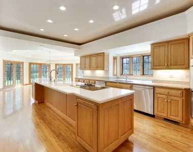 1400 Kurtis Lane - Photo Thumbnail 13